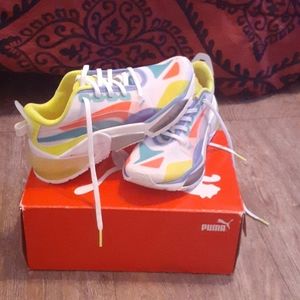 Kids size 4 Puma